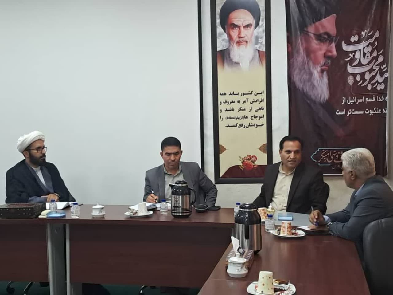 برگزاری جلسه کارگروه تخصصی اصناف با محوریت بررسی معضلات بازار و ارائه راهکارهای اجرایی