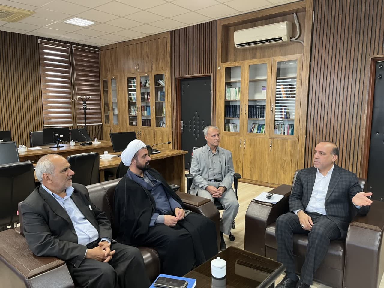 همکاری ستاد امر به معروف استان کرمان و تعزیرات حکومتی برای کنترل بازار