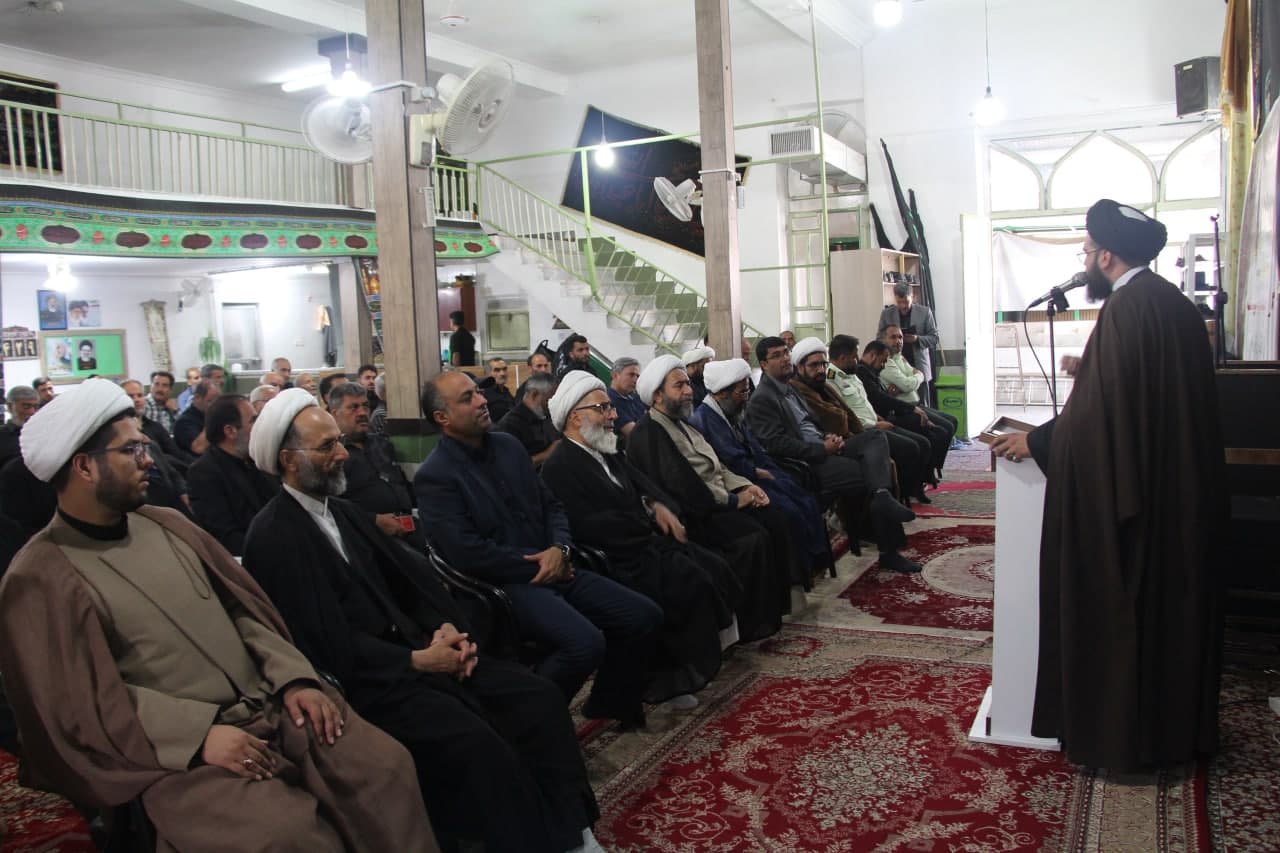 گردهمایی مداحان و مسئولان هیات های مذهبی شهرستان سربیشه