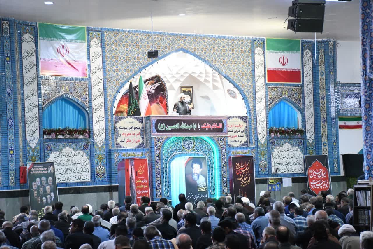 ایراد خطبه های نماز جمعه توسط دبیر ستاد امر به معروف و نهی از منکر و امام جمعه موقت بیرجند