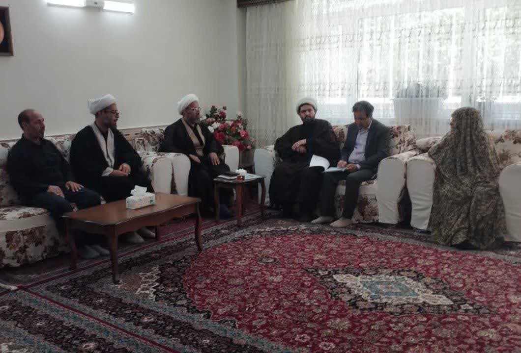 دیدار با خانواده معزز شهدا (نشر معروفات)