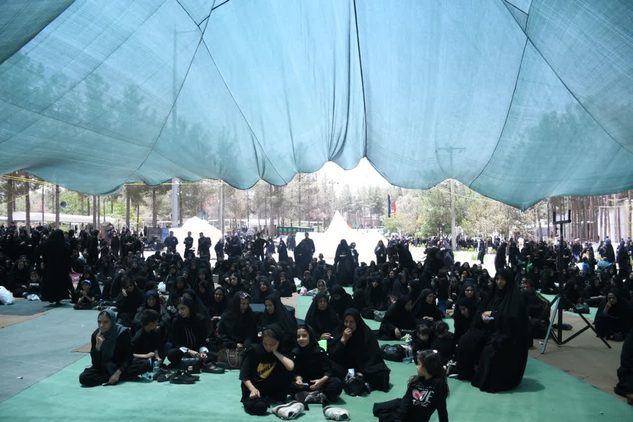 برگزاری همایش زینبیون 