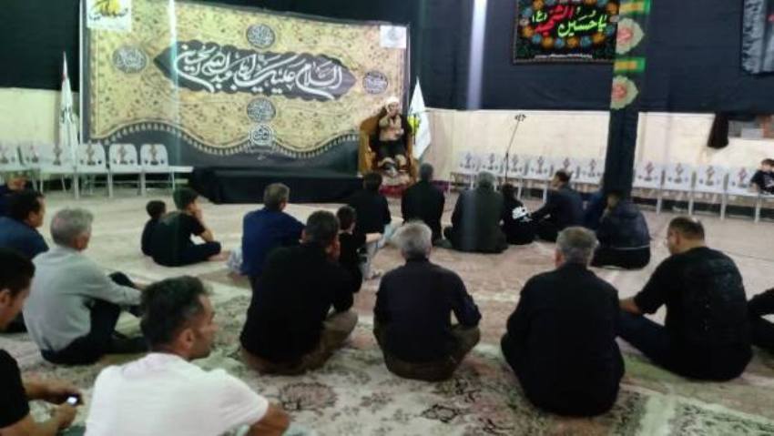 باید فرهنگ امر به معروف بیش از پیش در بین اقشار مختلف جامعه ترویج دهیم