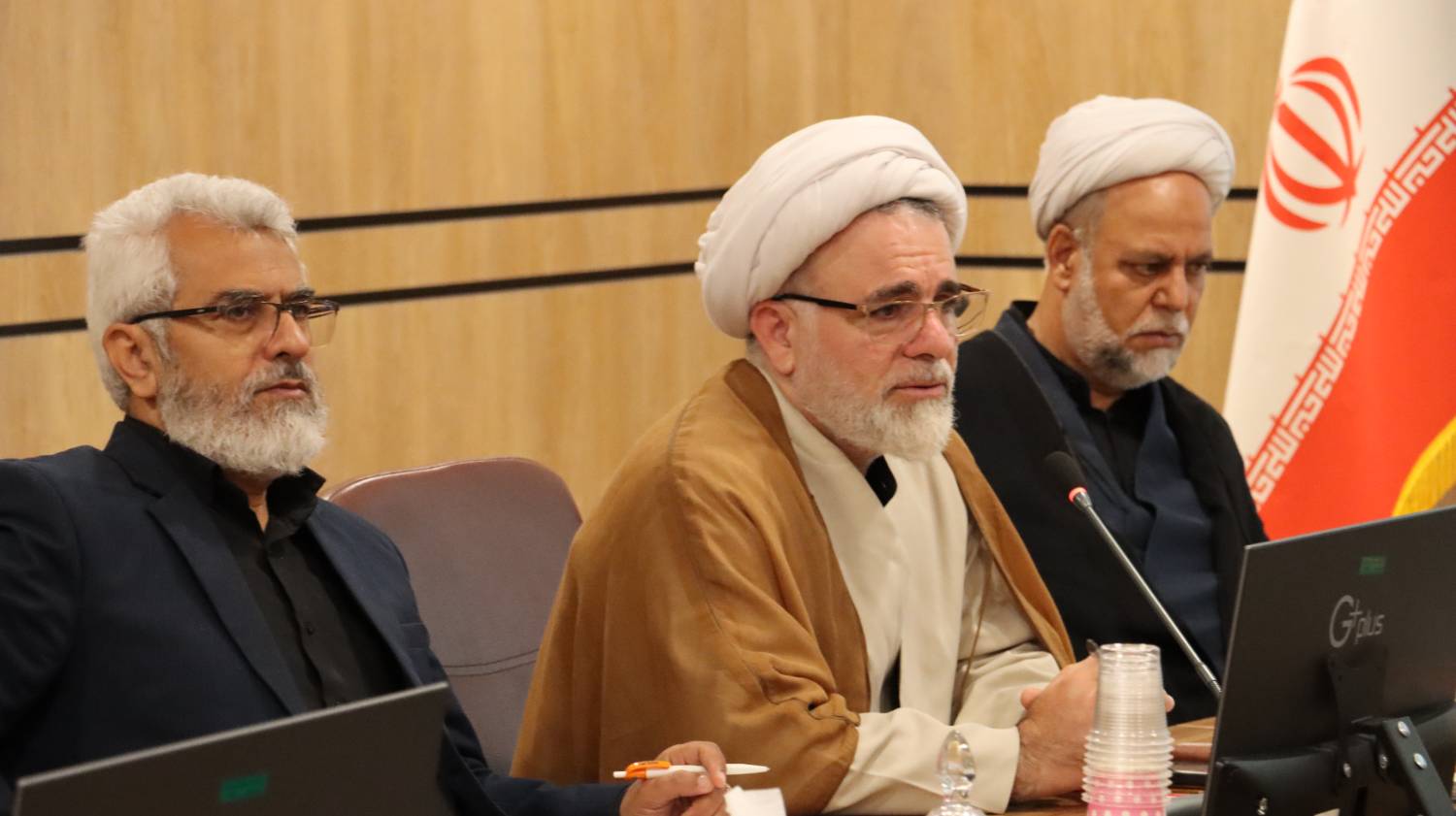رژیم صهیونیست امروز منکر بزرگ جهان است و مقابله با آن وظیفه‌ای همگانی است.