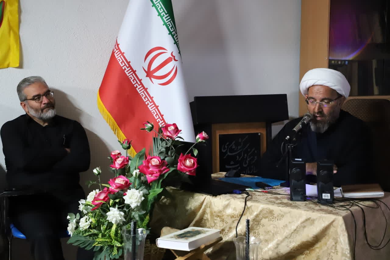 همه نیکی ها حتی جهاد در راه خدا در مقابل امر به معروف و نهی از منکر قطره ای در مقابل دریاست.
