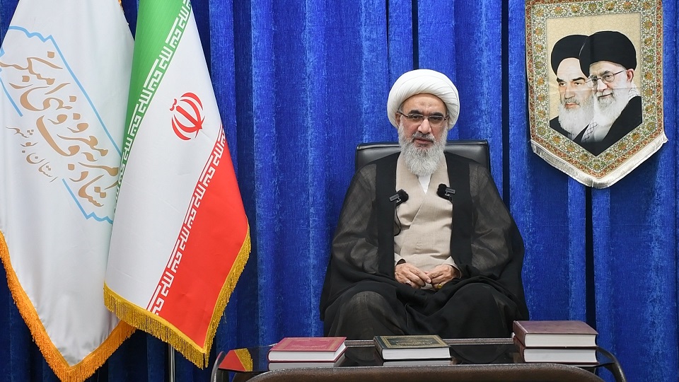 جامعه را به سمتی ببریم که هم شرایط امنیتی فراهم باشد و هم عفاف و حجاب وجود داشته باشد.