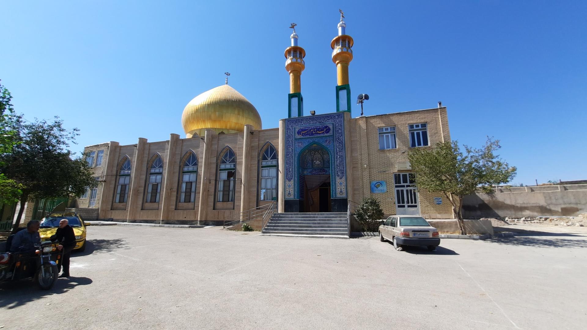 امر به معروف و نهی از منکر از ارکان مهم جامعه‌سازی در اسلام هستند