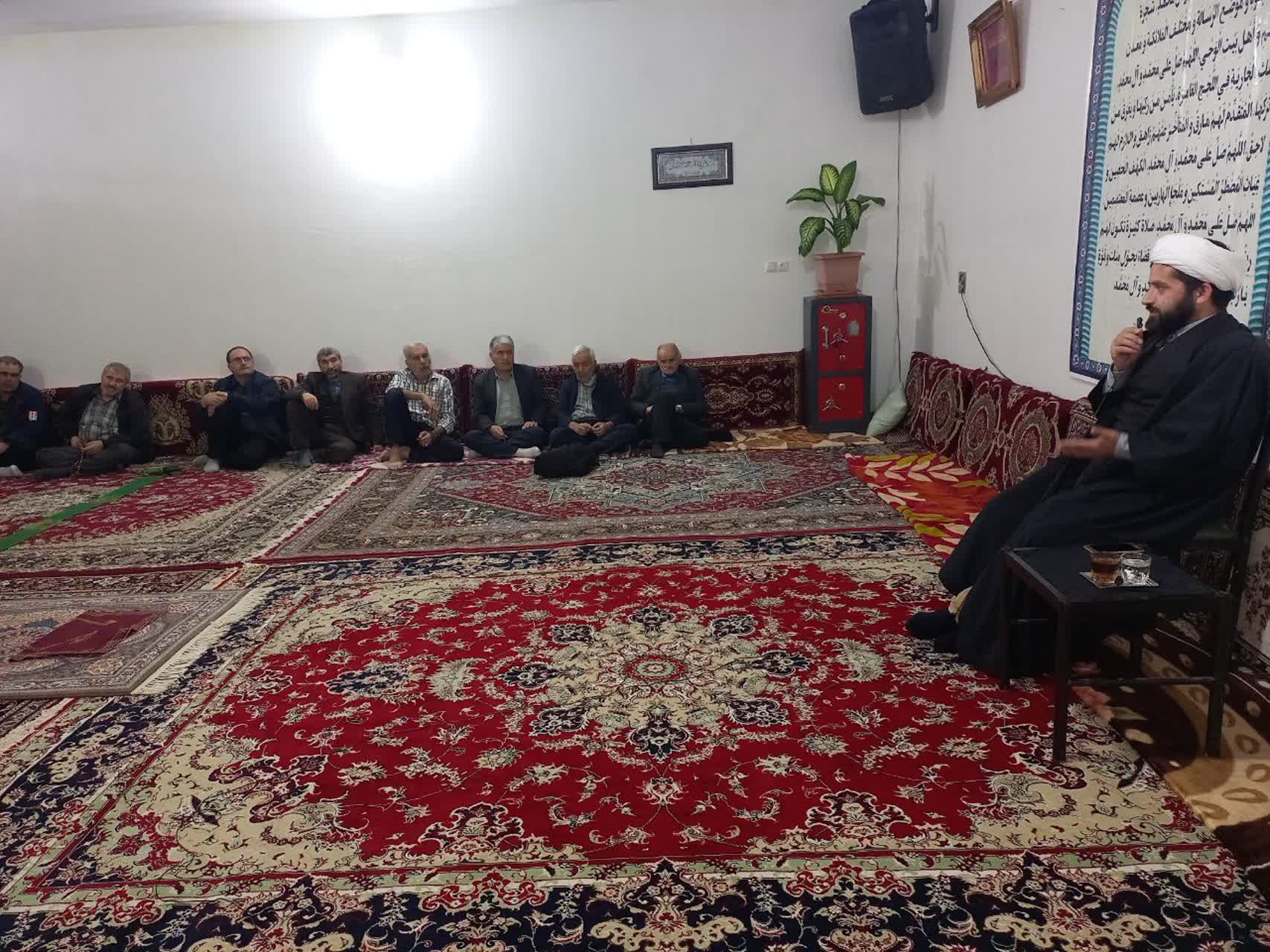  فعالیت‌هایی را برای ترویج هر چه بهتر امر به معروف طراحی و اجرا کرد