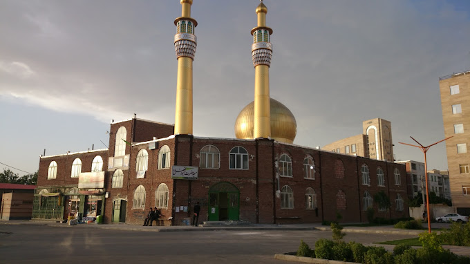 امر به معروف و نهی از منکر را باید در زندگی خود نهادینه کنیم