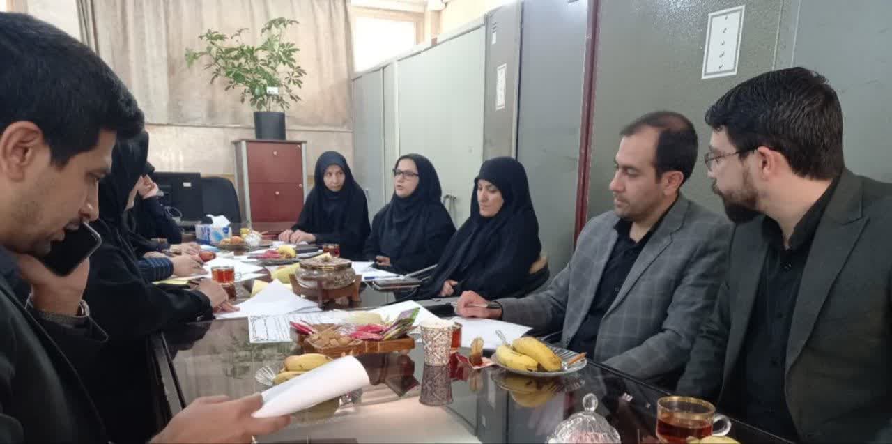  کارگروه تخصصی نظارت بر فضای مجازی در اتحادیه بانوان آرایشگر و خیاطان خراسان رضوی