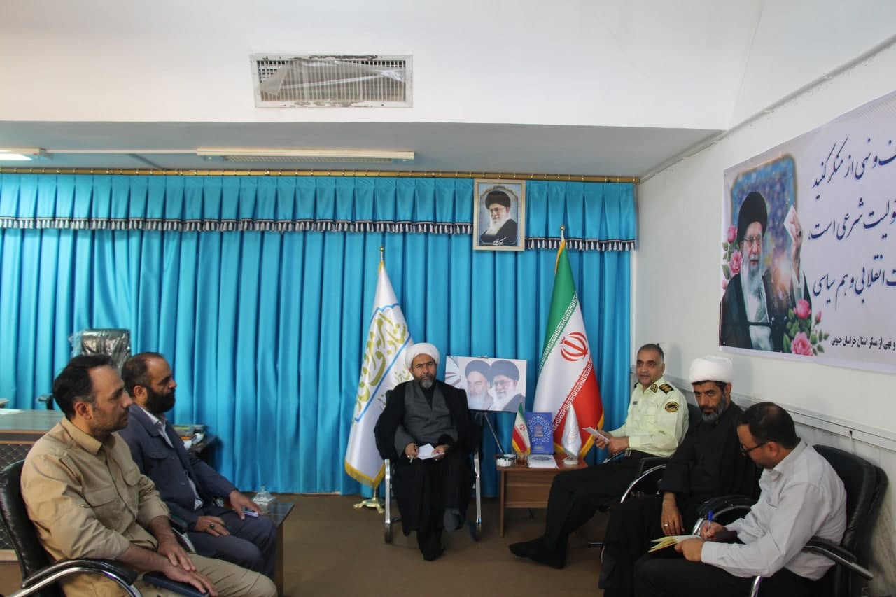بررسی مشکلات کافه ها