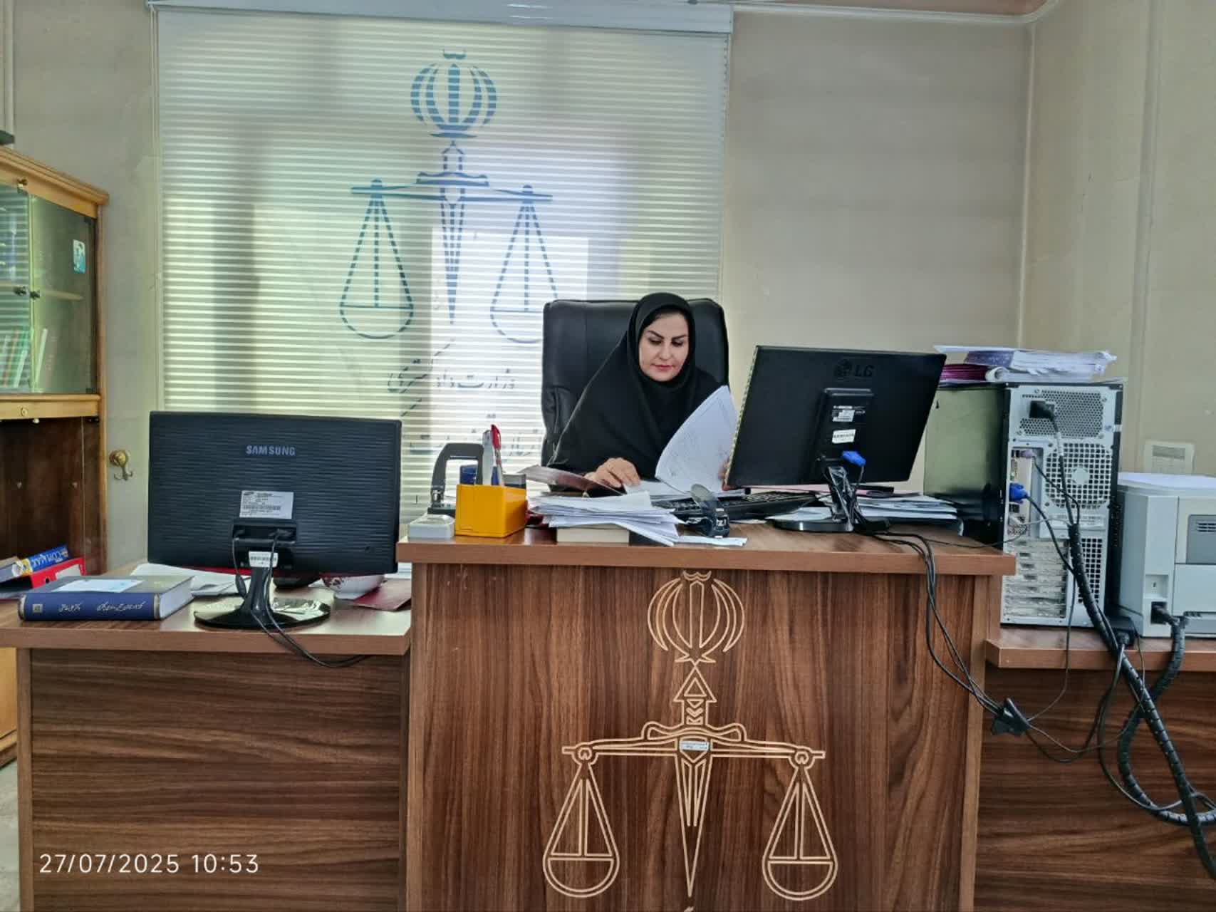 بازاریان ما می‌توانند طلایه‌داران امر به معروف باشند