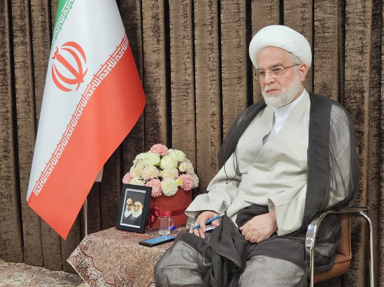 روحانیت، پشتوانه معنوی ملت در برابر بحران‌هاست/ تفسیر پیام راهبردی رهبری از منظر نماینده ولی‌فقیه در کردستان