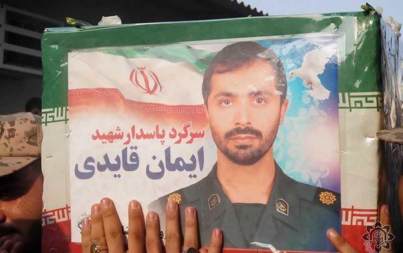 شهدا هم انتظار شهادت می کشند هم شهید می شوند و شخصیت های ممتاز عالم وجود هستند