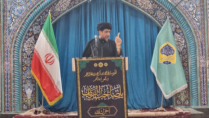 راهپیمایی اربعین سالار شهیدان عینیت بخشیدن به فرهنگ عاشورا در مقابله با دشمنان است.
