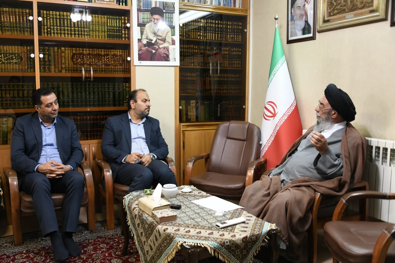 لزوم بازنگری در نظام پرورشی و آموزش معلمان و رفع ضعف های پرورشی