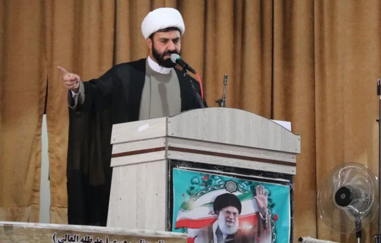  رئیس ستاد امر به معروف و نهی از منکر دلفان از بی کفایتی مدیران انتقاد کرد.