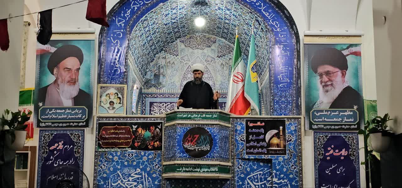  امام جمعه و رییس ستاد امر به معروف و نهی ازمنکر شهرستان طبس: انقلاب اسلامی همواره در مسیر مبارزه با ظلم و استکبار ایستاده است