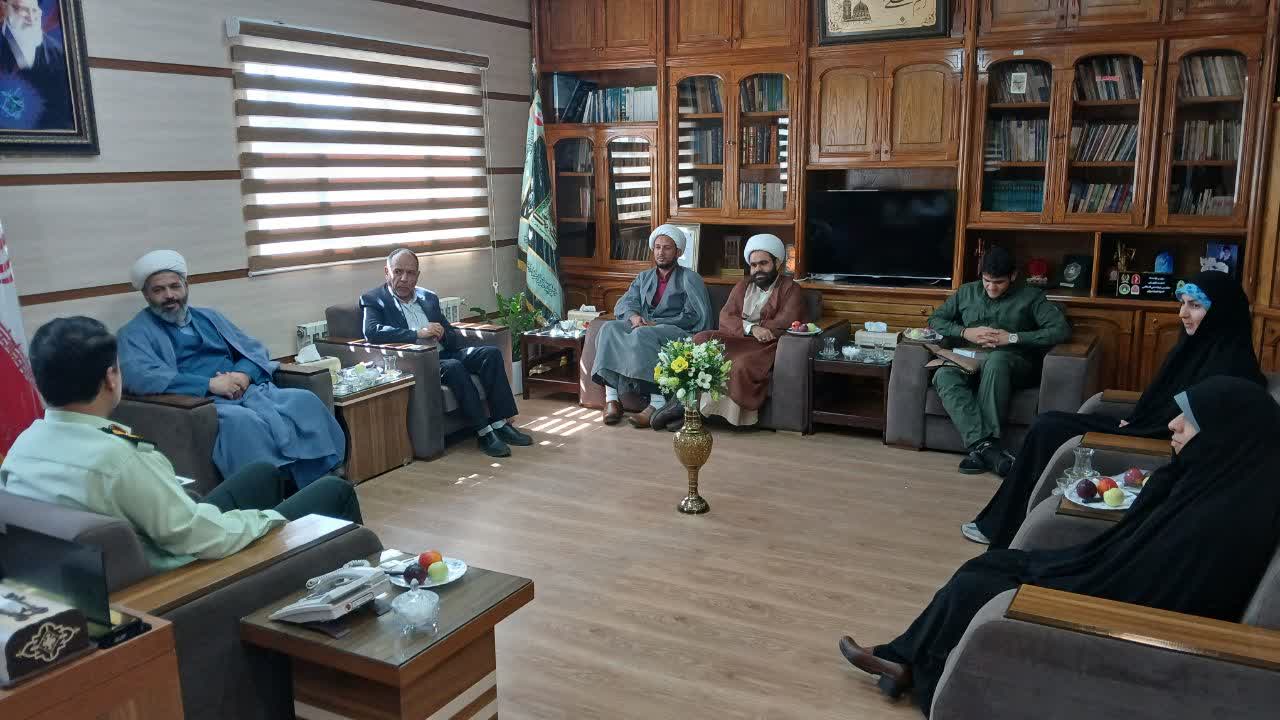 دبیر ستاد امر به معروف و نهی از منکر استان یزد با فرمانده نیروی انتظامی استان دیدار کرد