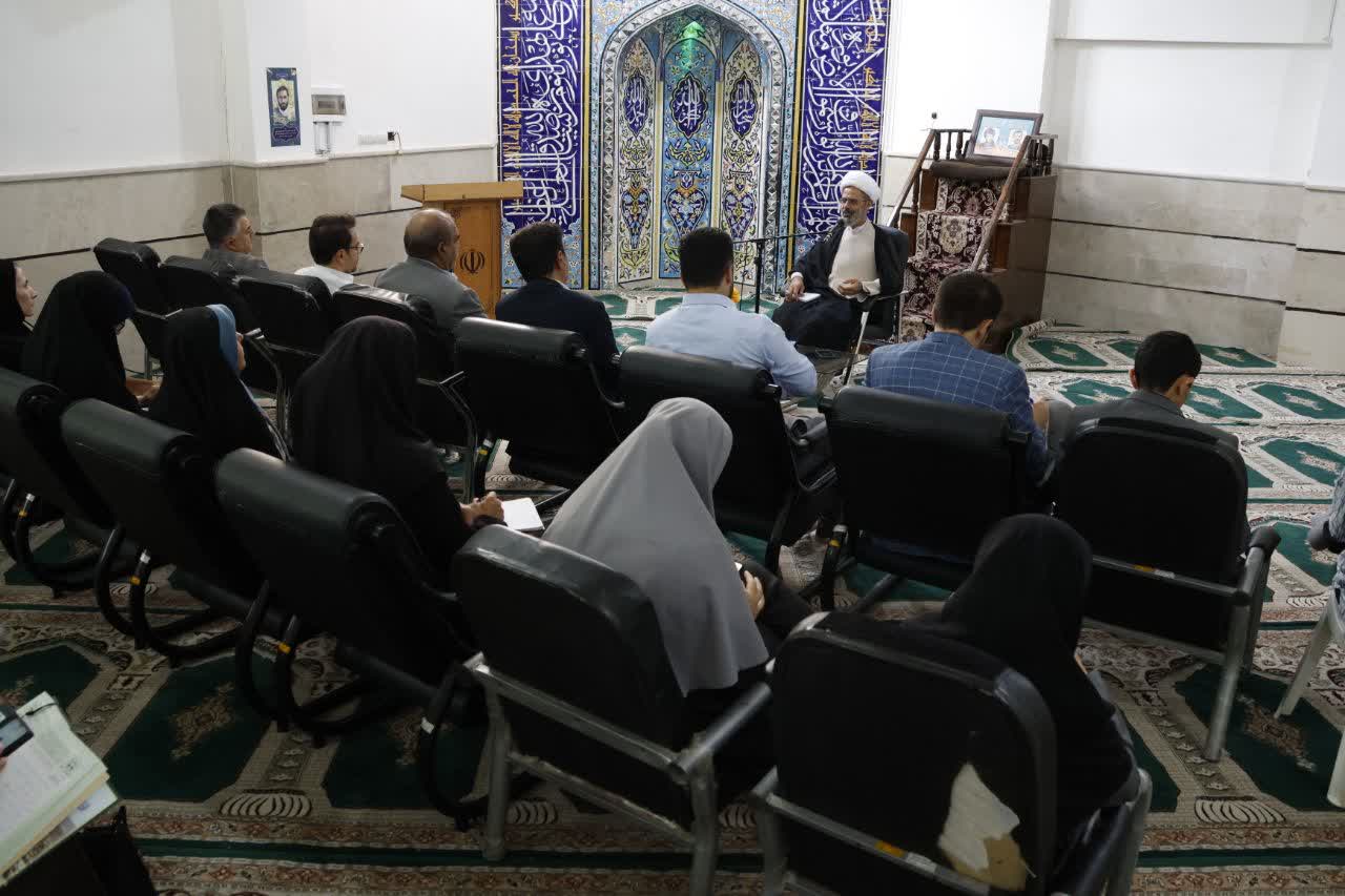 آزادی بیان،  نعمتی بزرگ است اما با مسئولیت و تعهد