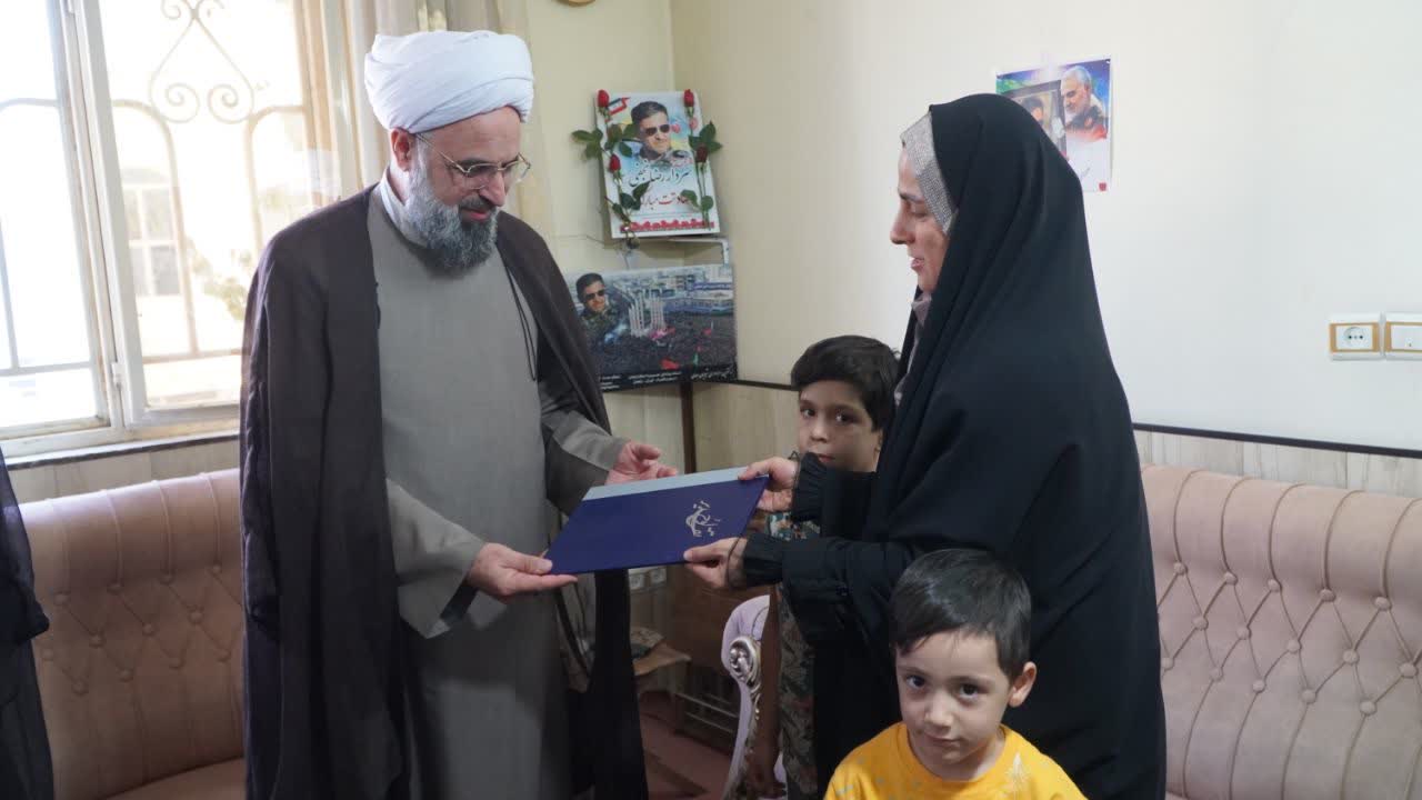 ادای احترام به مقام شامخ سردار شهید رضا نجفی 