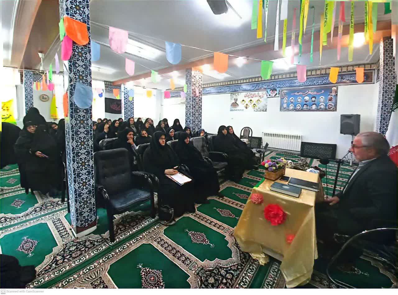 امروز وظایف شما فعالان امربه معروف حفظ دستآوردهای جنگ تحمیلی است که بزرگترین معروف است