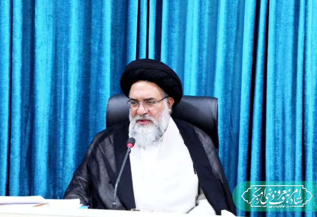 آیت الله حسینی  بی‌توجهی به حجاب ریشه بسیاری از آسیب‌های اجتماعی است، فضای مجازی ابزار اصلی دشمن برای ترویج بی‌حیایی است