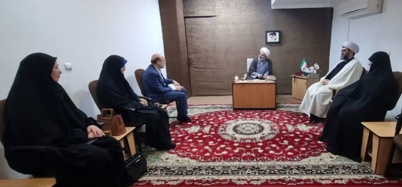جلسه  دبیرستاد امر به معروف و نهی از منکر با نماینده محترم ولی فقیه استان سمنان