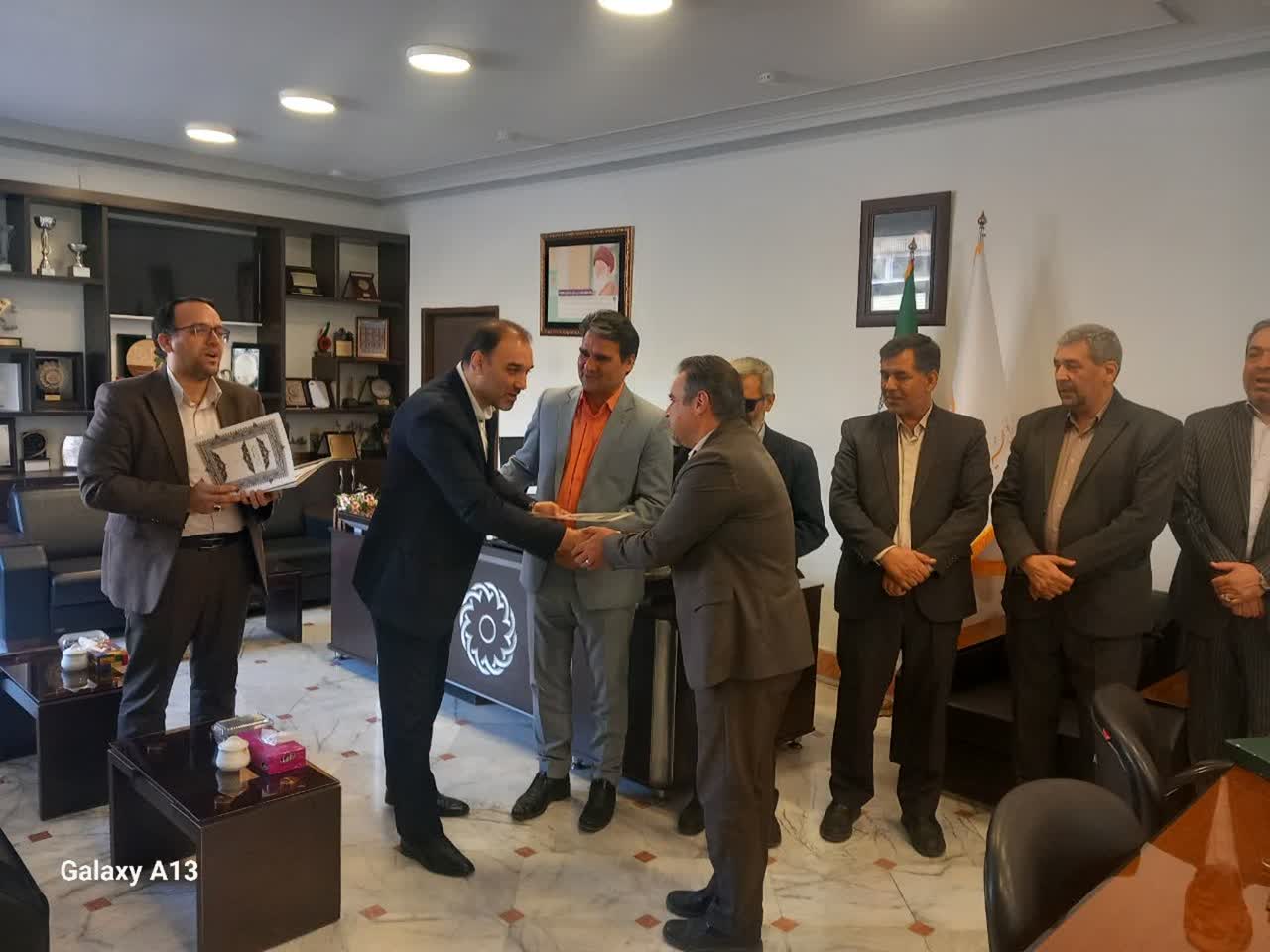  اعطای احکام رئیس و اعضای شورای امربه‌معروف و نهی‌ازمنکر اداره کل بهزیستی خراسان رضوی