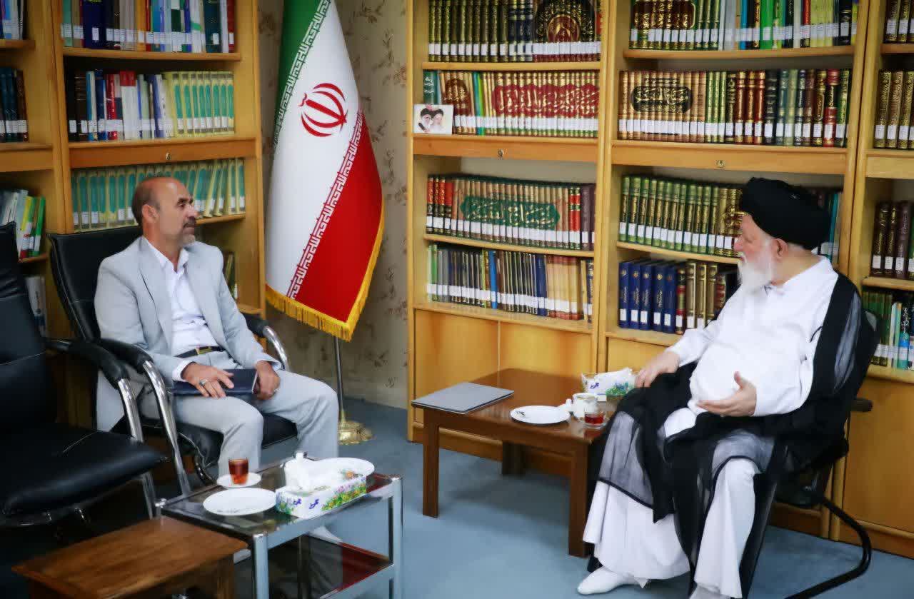 کلید حل مشکلات اقتصادی شهرستان صالح‌آباد ساخت جاده است/ مناطق تلفیقی، نماد انسجام ملی هستند