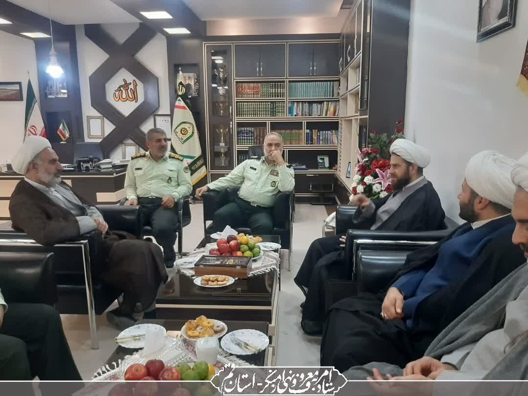 تأکید دبیر ستاد امر به معروف قم بر توسعه همکاری‌های فرهنگی با نیروی انتظامی