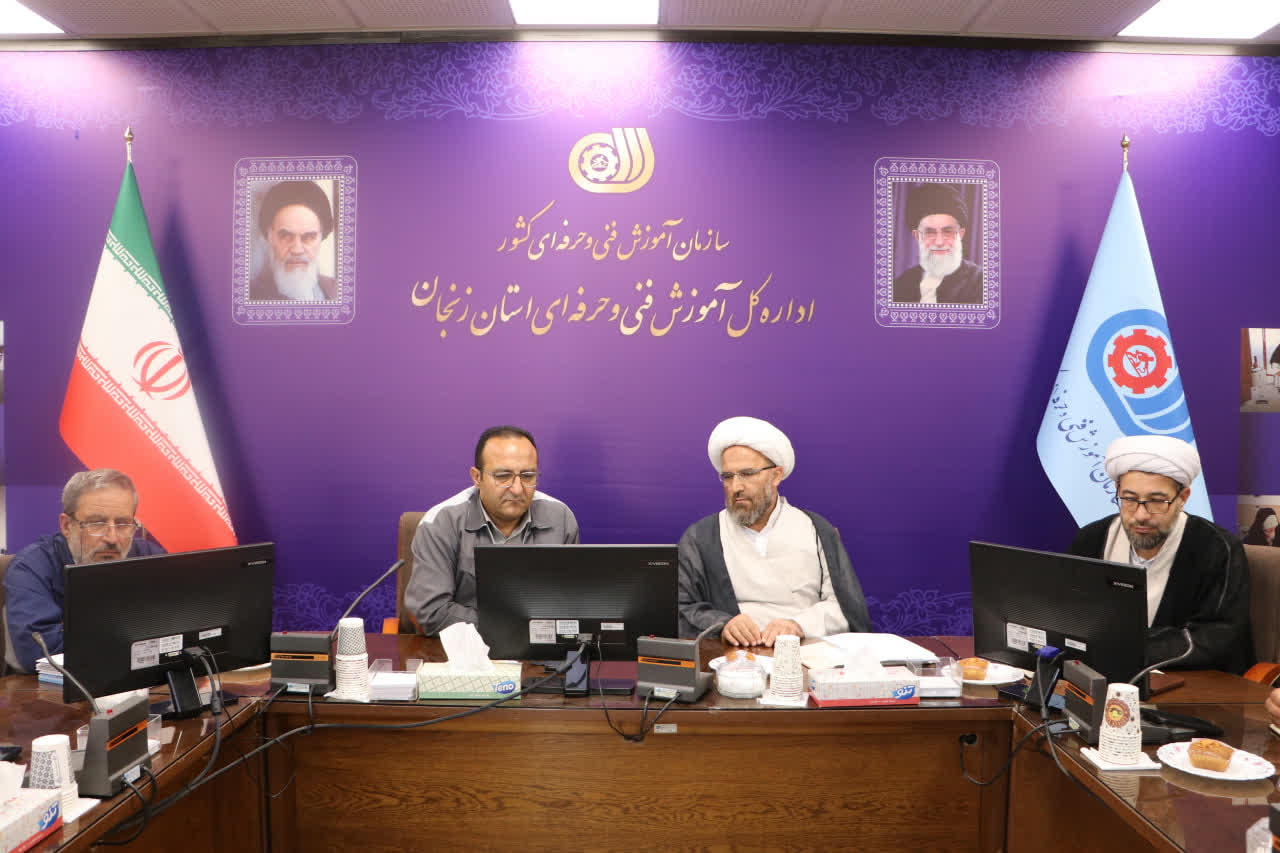 تجلیل از برگزیدگان جشنواره مفلحون