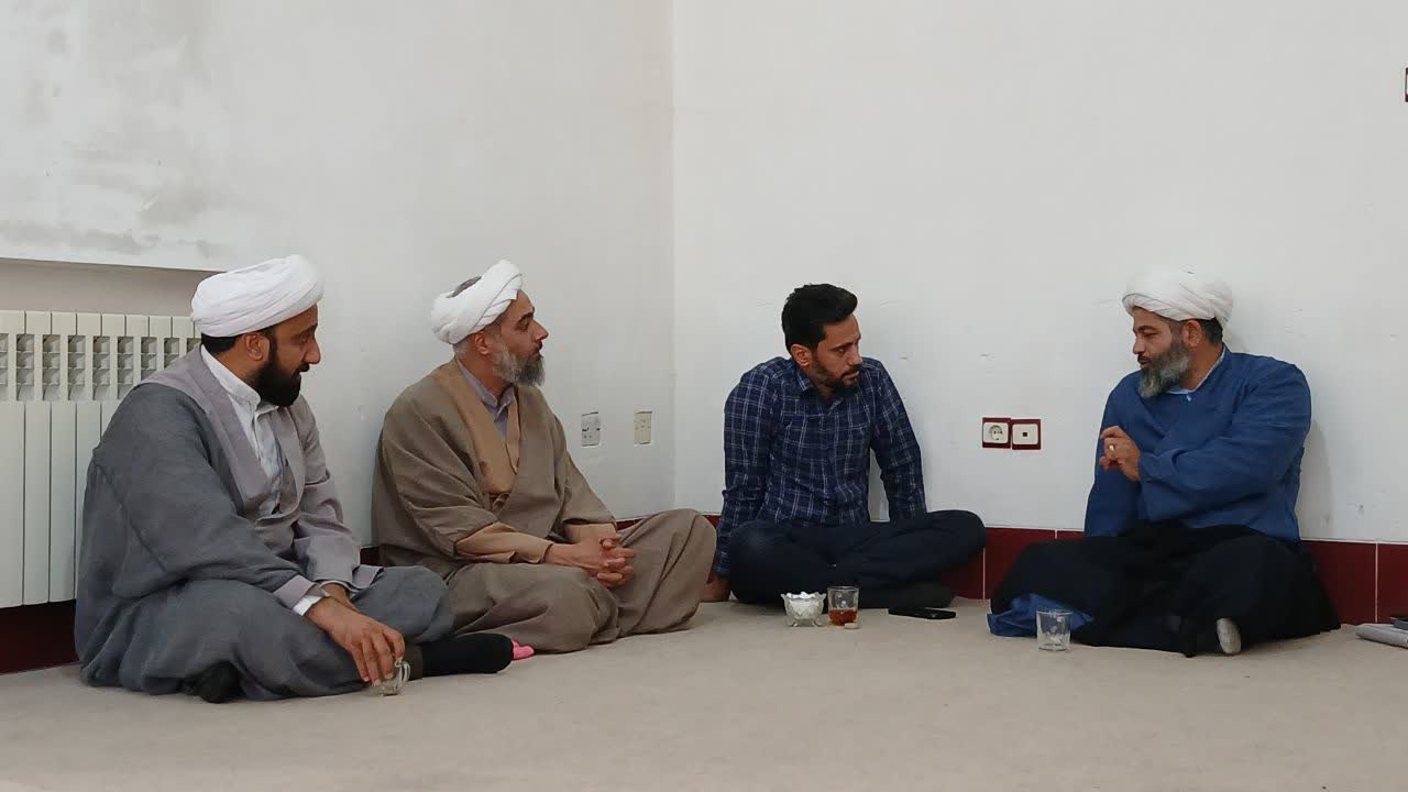 مطالبه‌گران عرصه عفاف و حجاب یزد با دبیر ستاد امر به معروف استان یزد دیدار کردند