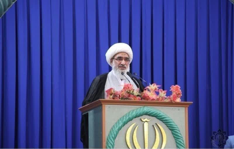بخش عمده‌ای از گرانی‌ها نتیجه عملکرد سودجویان و محتکران است.