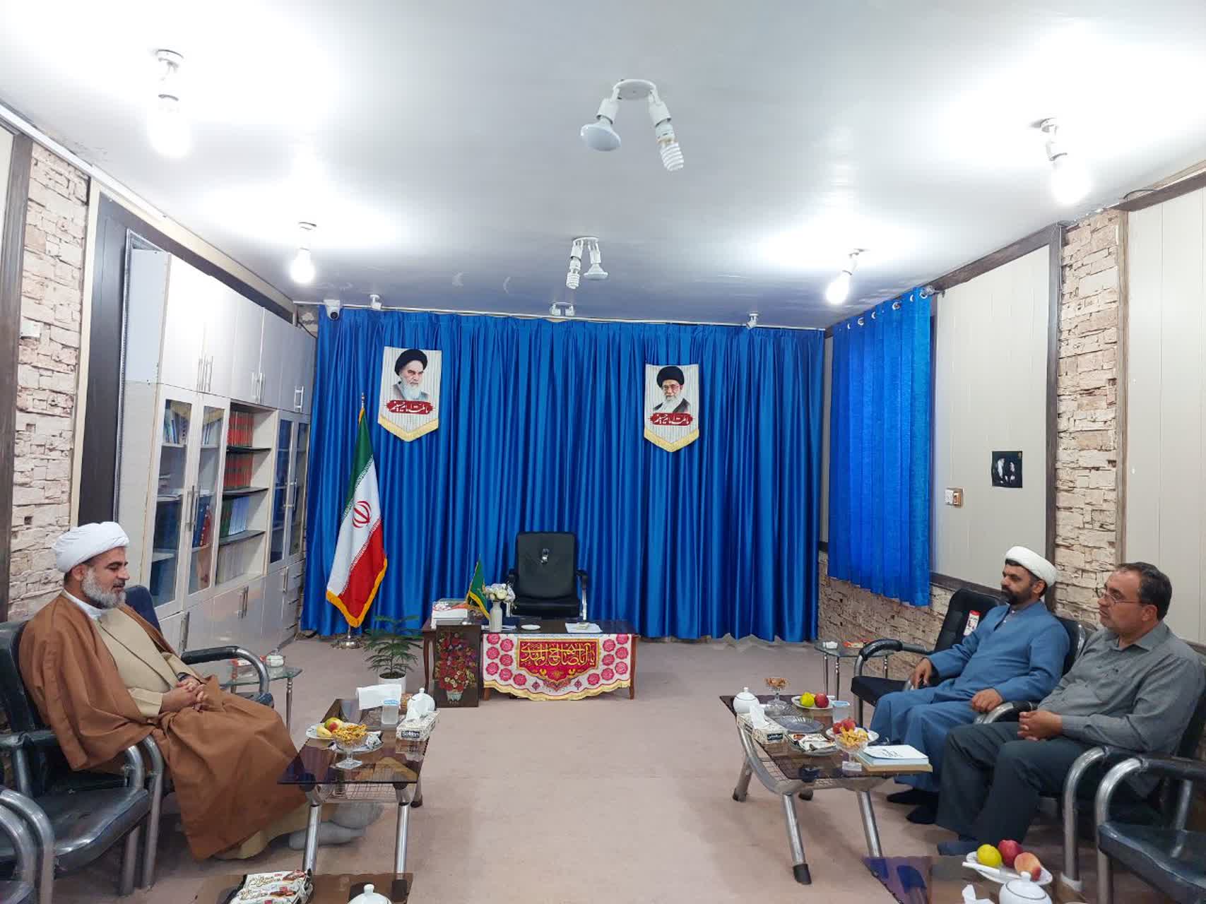  برگزاری نشست راهبردی دبیر ستاد استان هرمزگان با رئیس و دبیر ستاد امر به معروف و نهی از منکر پارسیان