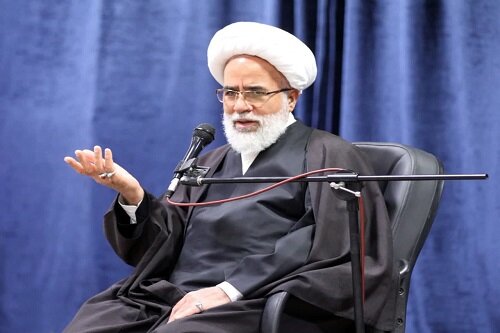 کشف حجاب، پرچم‌برداری در برابر حکم خدا است