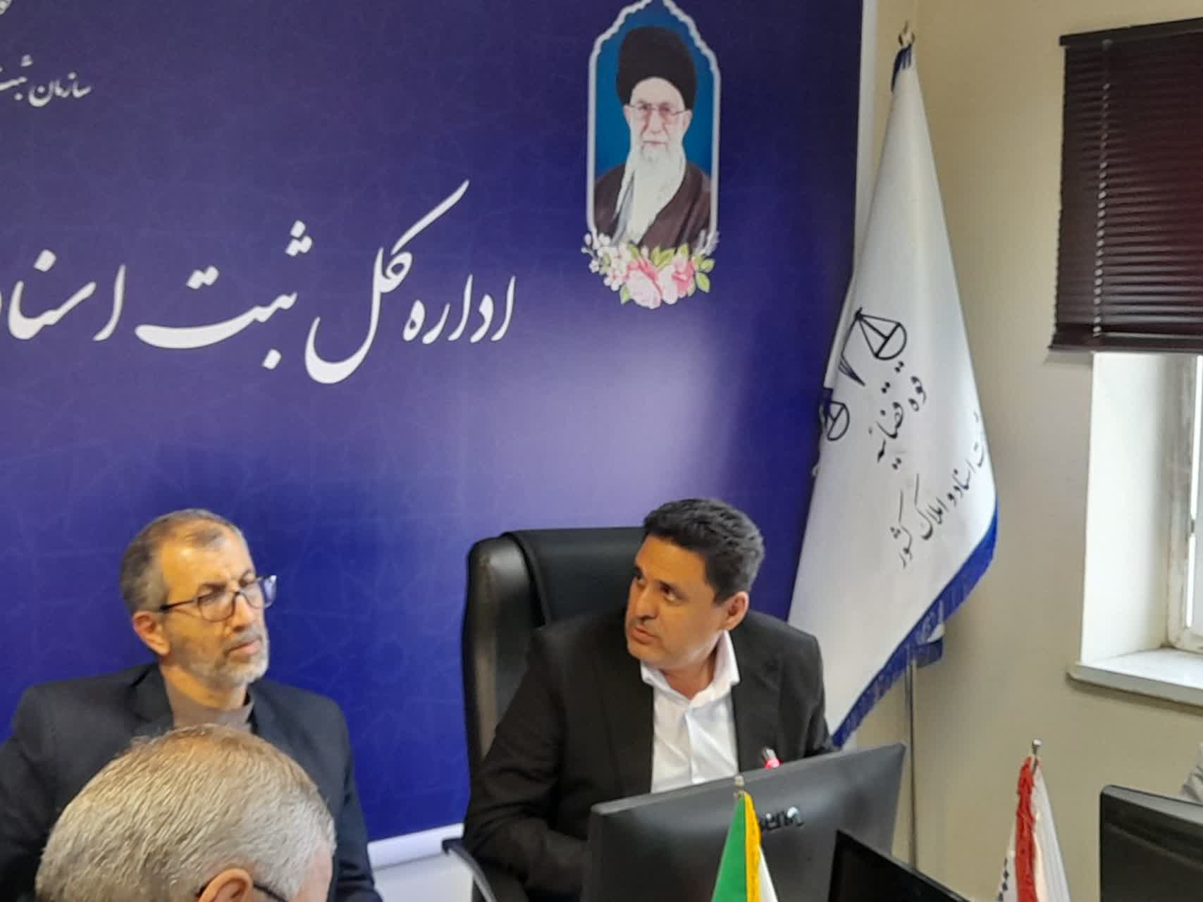 همه دلدادگان به مکتب و انقلاب در جریان حفظ سلامت اداری و اجتماعی باید همت گمارند