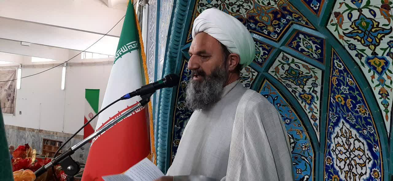 تأکید امام جمعه فردوس بر حفظ ارزش‌های اسلامی: "فردوس، شهر عفاف و حجاب"