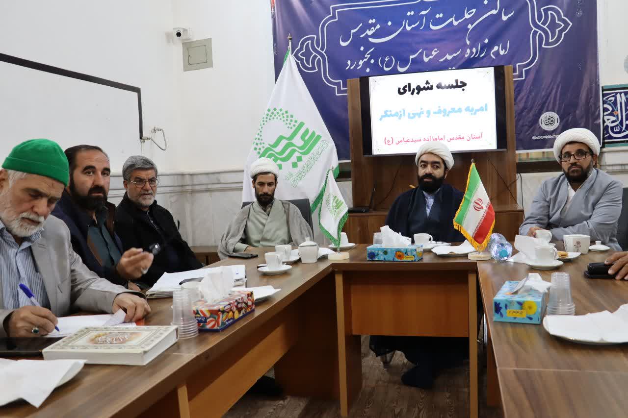 انسان در انجام امربه‌معروف نقش فرمانده را دارد