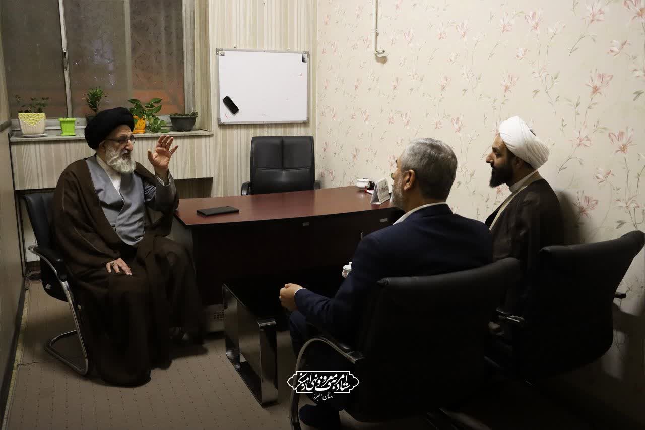 دیدار دکتر میرشمسی با آیت الله حسینی همدانی نماینده ولی فقیه و رئیس ستاد امر به معروف و نهی از منکر استان البرز
