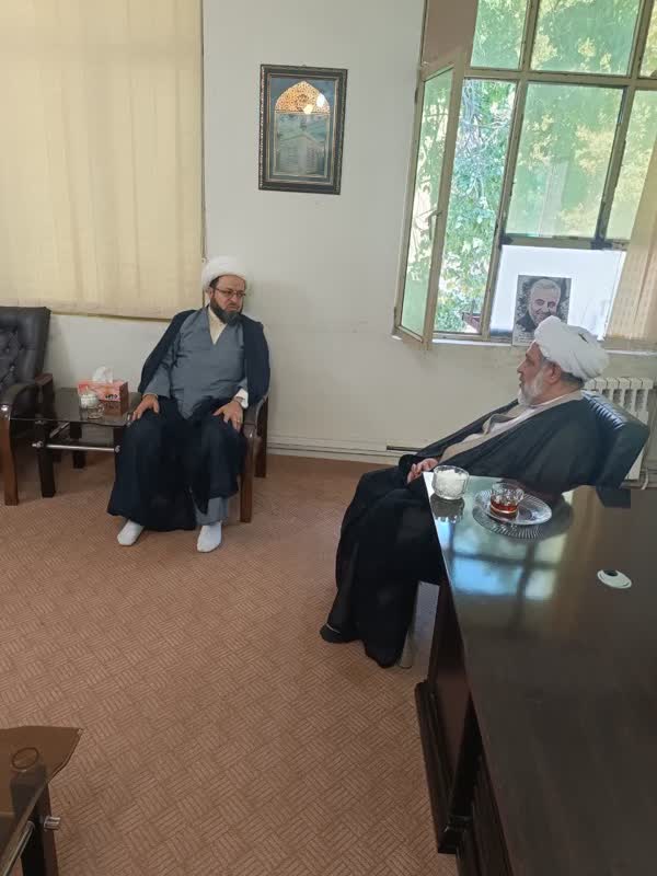 آسیب‌های اجتماعی و شایسته‌سالاری مورد بررسی قرار گرفت
