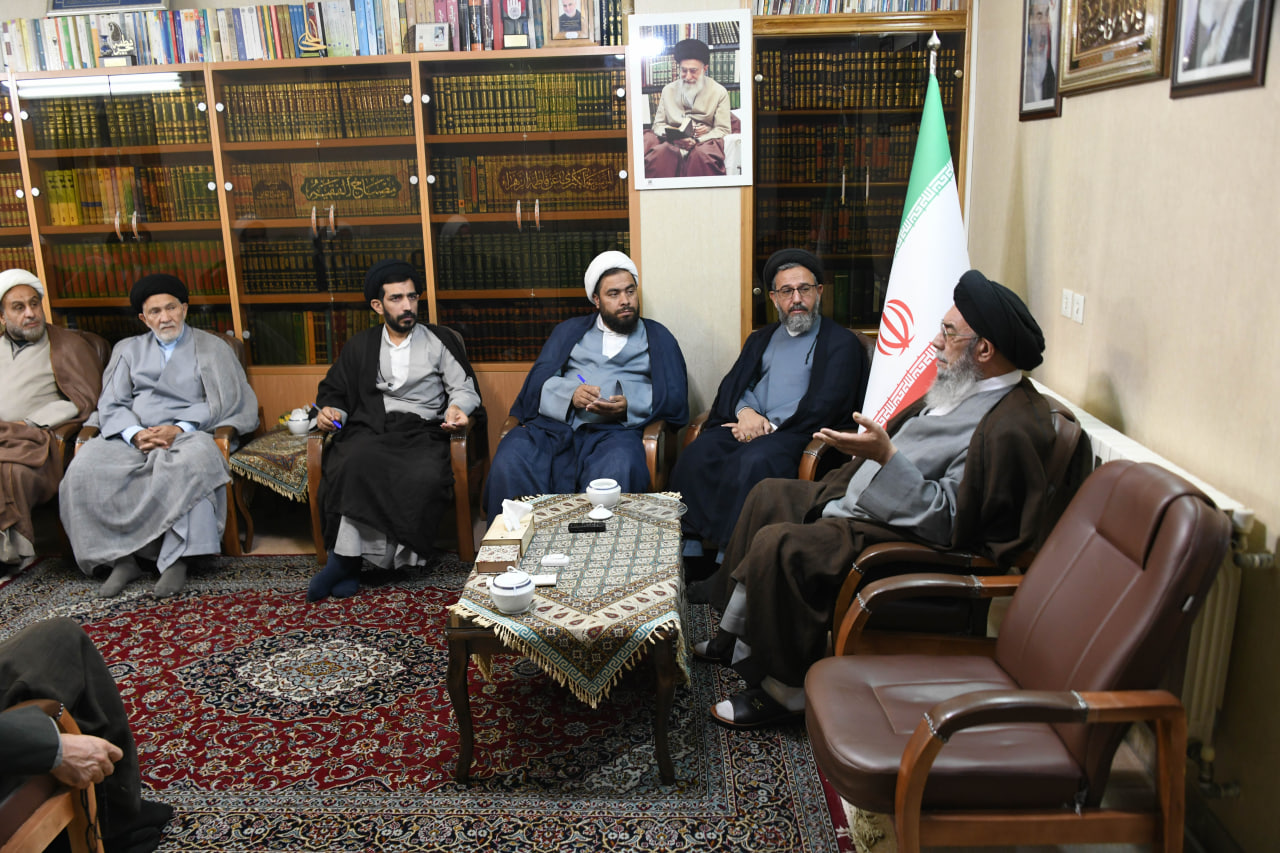 عشایر؛ ذخایر انقلاب و نعمت پرمنفعت برای کشور هستند