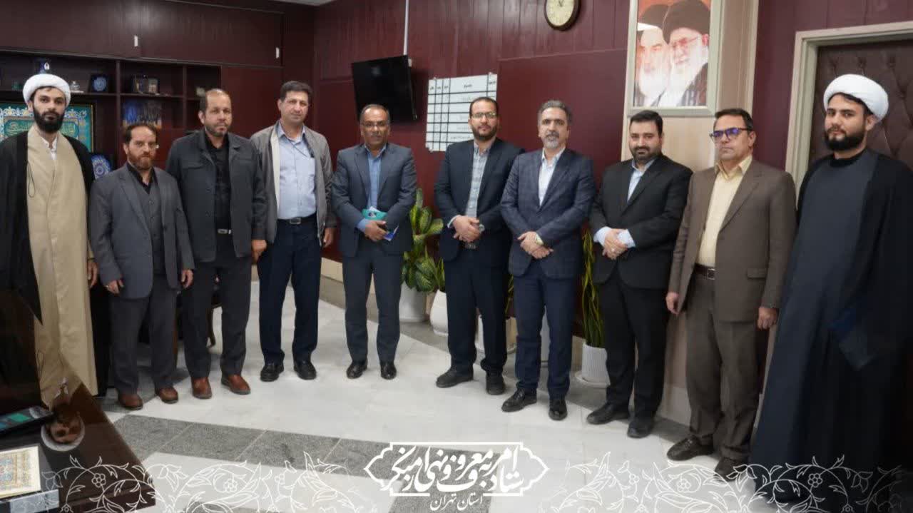 طی مراسمی اعضای شورای امر به معروف و نهی از منکر این اداره کل با حضور مسئولین محترم ستاد استان تهران معرفی شدند.