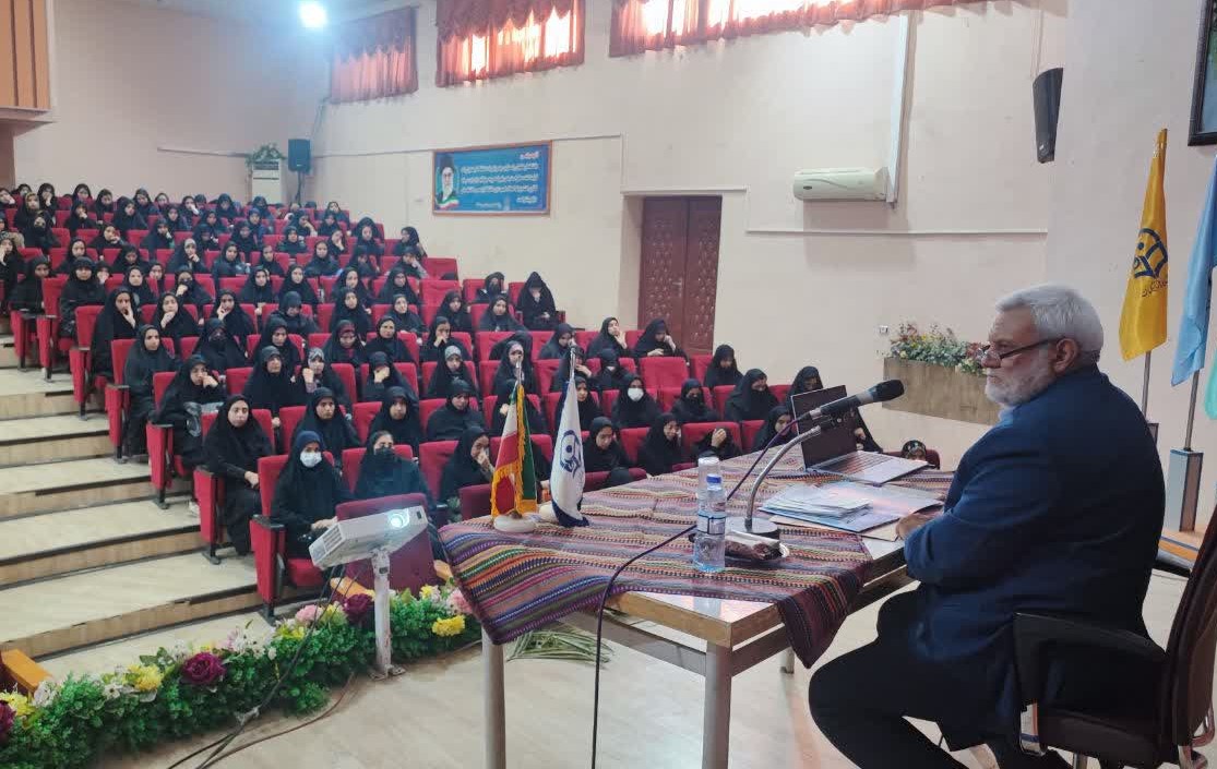 برگزاری کارگاه خانواده متعالی «زیست عفیفانه» ویژه دانشجومعلمان دانشگاه فرهنگیان