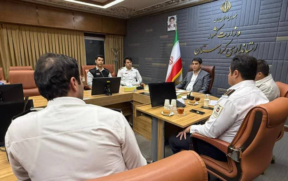 مطالبات آتش‌نشانان سنندج با جدیت پیگیری می‌شود