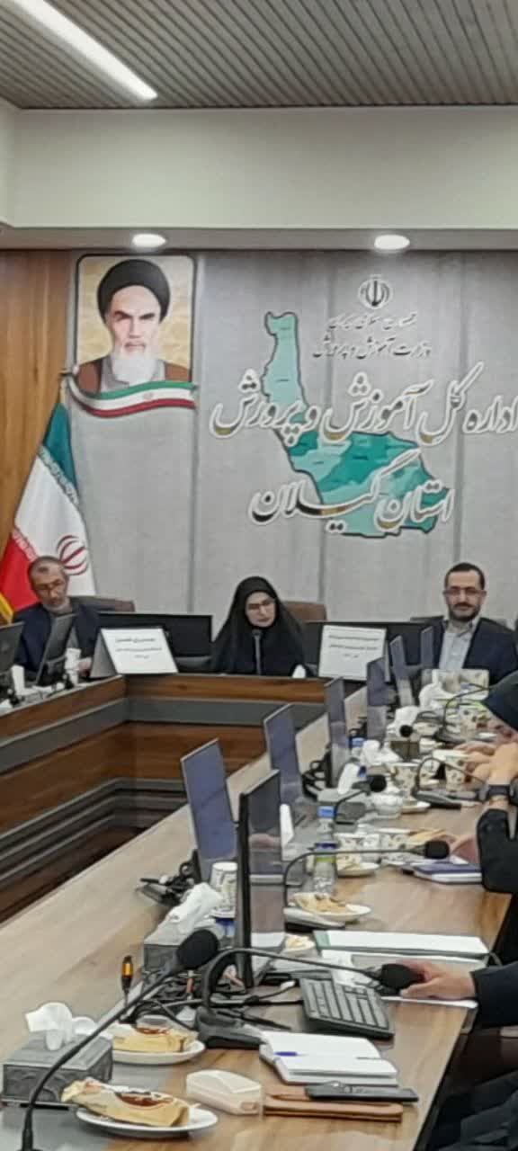 یکی از بزرگترین عوامل چالشهای اجتماعی کمبود ارتباط با خداست و ما حلقه اتصال  نسل نوجوان و جوان در این ارتباط  هستیم