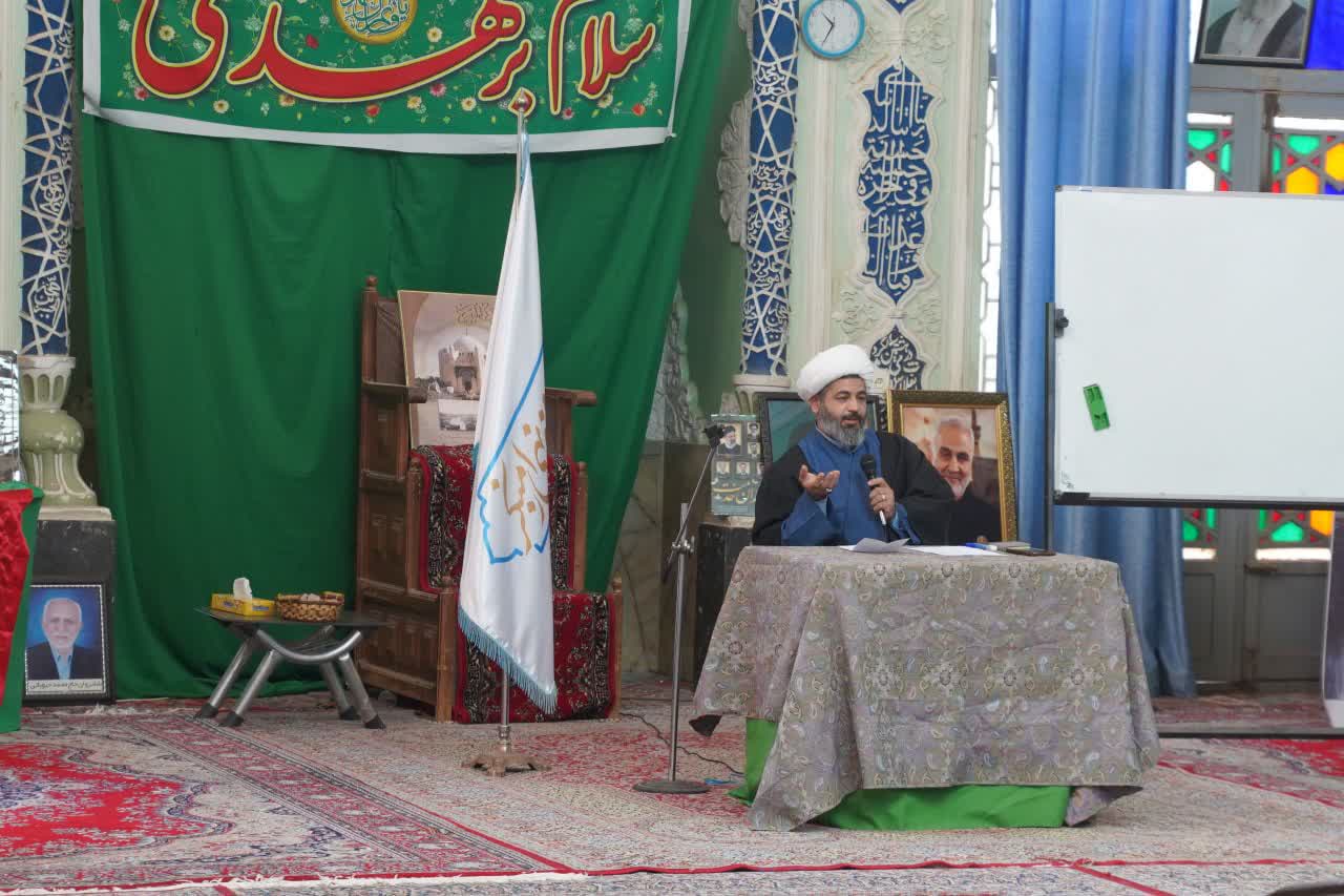 سومین جلسه فعالان عرصه عفاف‌وحجاب با حضور دبیر ستاد امربه‌معروف استان یزد با محوریت تقویت جریان‌سازی فرهنگی برگزار شد