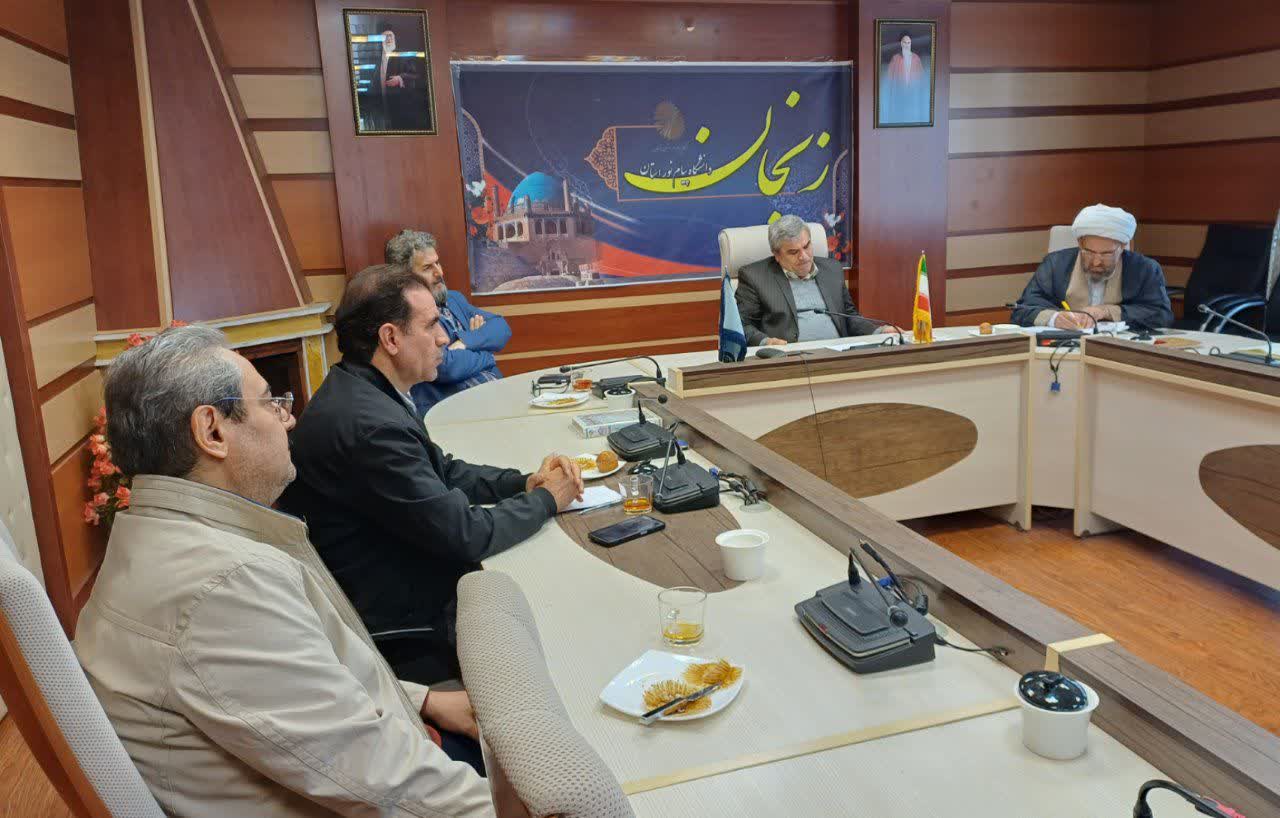 برگزاری جلسه شورای امر به معروف و نهی از منکر دانشگاه پیام نور زنجان.