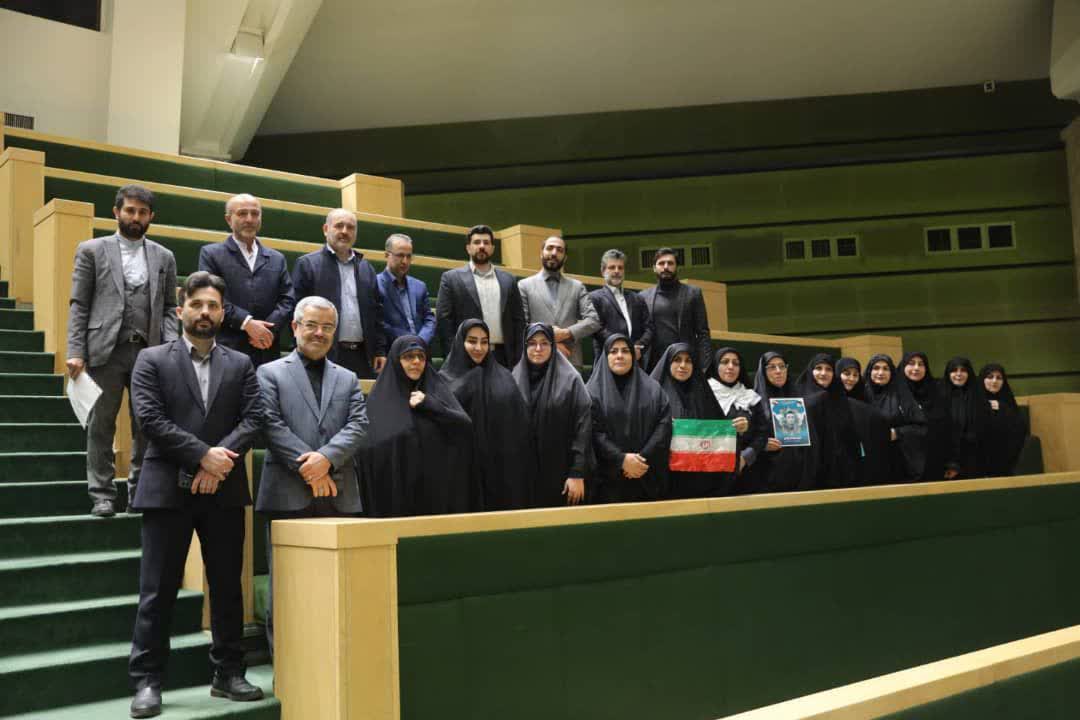 حجاب و عفاف و حفظ خانواده در خط مقدم جنگ فرهنگی