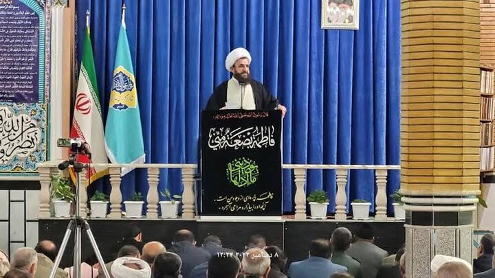 بسیج، فرهنگ ایثار و ولایتمداری را در جامعه ترویج می‌دهد